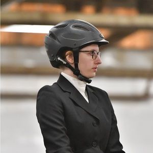 Meet your Posher, Olivia